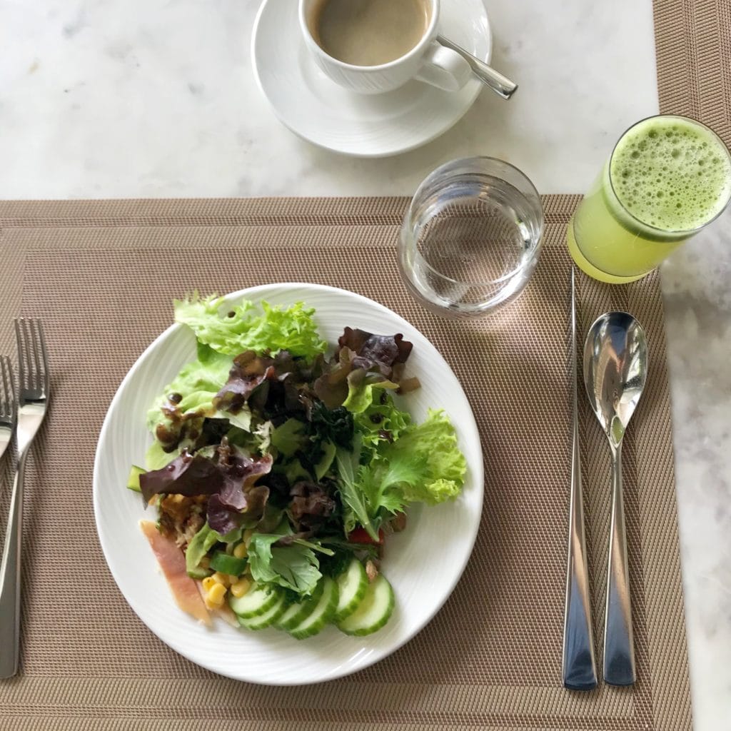 st. regis maldives alba breakfast, green juice, salad, healthy breakfast